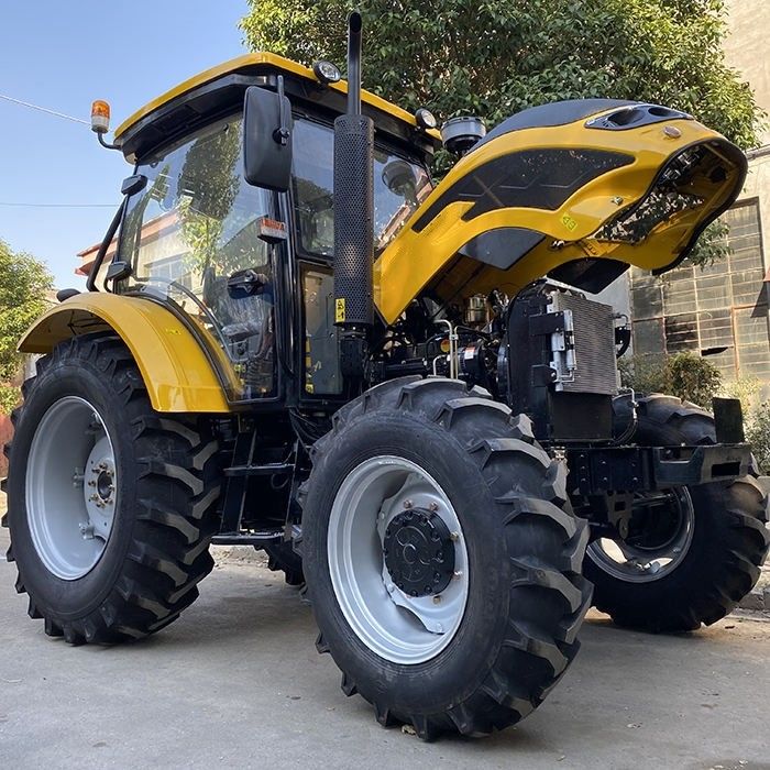 Yeni 2024 Gear Drive Çiftlik Traktoru 110HP 120HP Tekerlekli Traktor Gearbox ile