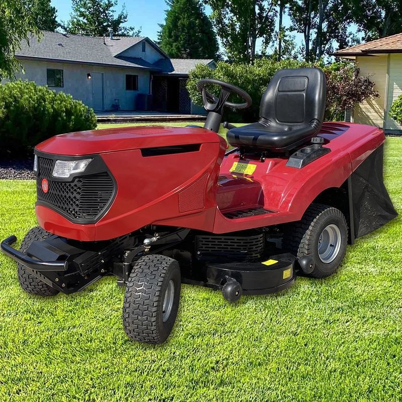 Benzinle çalışan çim biçme makinesi 725CC motorlu 4IN Max Cutting Height 1600W motorlu